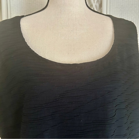 Jones New York Top Black Scoop Neck Wavy Line Texture Fully Lined Plus size 2X - Picture 3 of 15